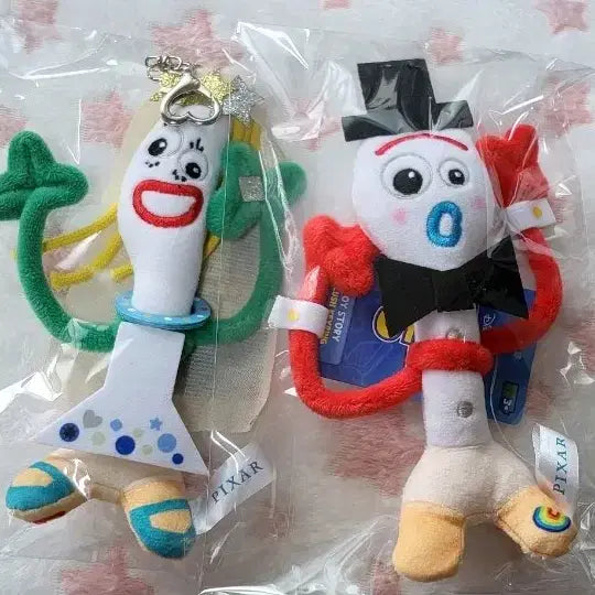 [BUNJANG] Toy Story Forky & Karen Wedding Doll Keychain Set (Sealed, Bundle) / 미개봉)토이스토리 포키 /캐런 웨딩인형 키링 (일괄)