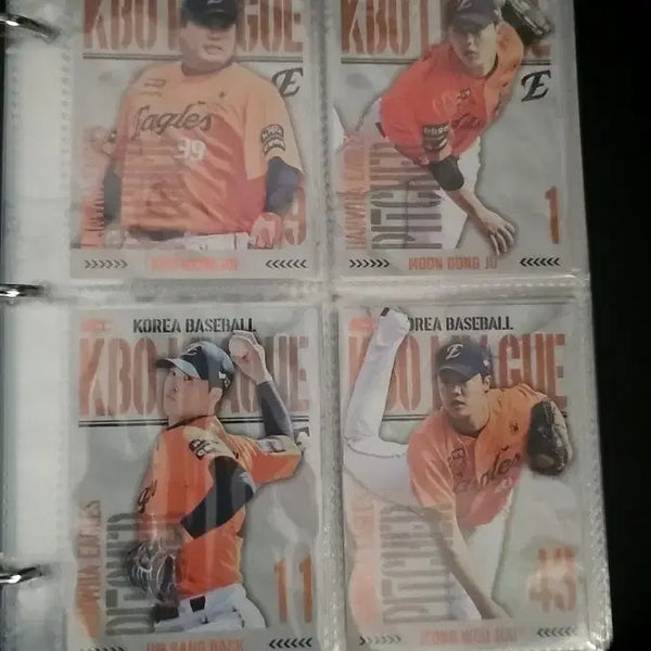 [BUNJANG] Hanwha Eagles KBO Card Set with Binder / kbo카드 한화이글스 홀로카드 세트 (바인더북 포함)