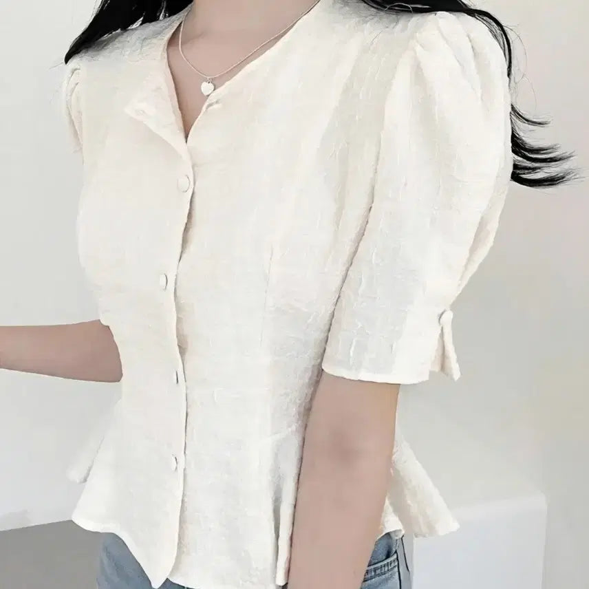 [BUNJANG] Pebblum Sleeve Puff Shirring White Blouse / (새상품) 페블럼 소매퍼프 셔링 화이트 블라우스