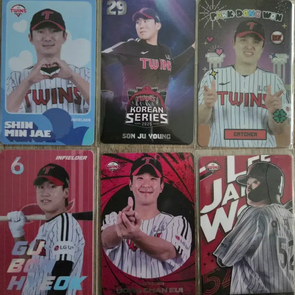 [BUNJANG] LG Twins Photocard Set (Shin Min-jae, Sohn Ju-young, Park Dong-won, Gu Bon-hyuk, Song Chan-ui, Lee Jae-won) / LG 트윈스 포토 카드 포카(신민재/손주영/박동원/구본혁/송찬의/이재원)