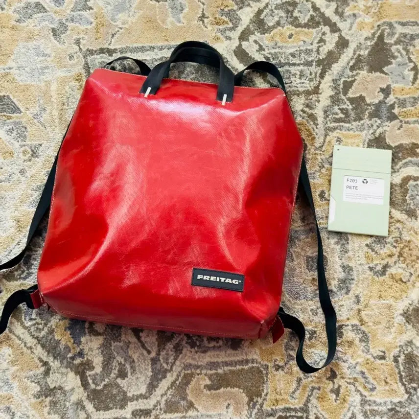 [BUNJANG] Freitag F201 Pete Backpack Solid Red Glossy / [프라이탁] 페테 F201 백팩 올레드 유광 [민트택O]