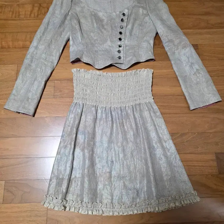 [BUNJANG] Kim Dong Soon Ultimo Two-Piece Set (Jacket + Skirt) / 김동순 울티모 투피스 세트 (자켓+스커트)