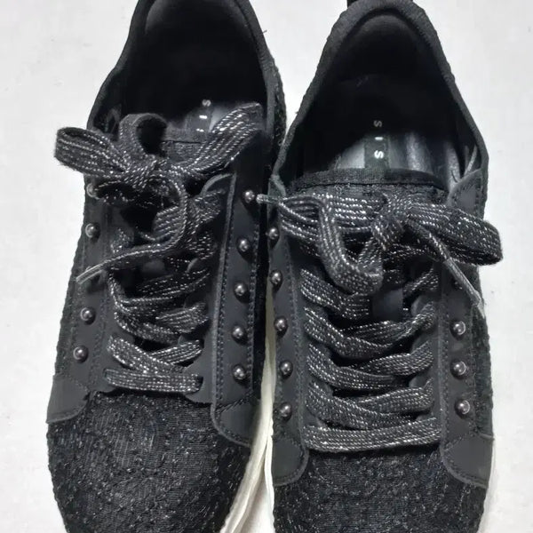 [BUNJANG] SISLEY Black Studded Sneakers / SISLEY 블랙 스터드 스니커즈 230