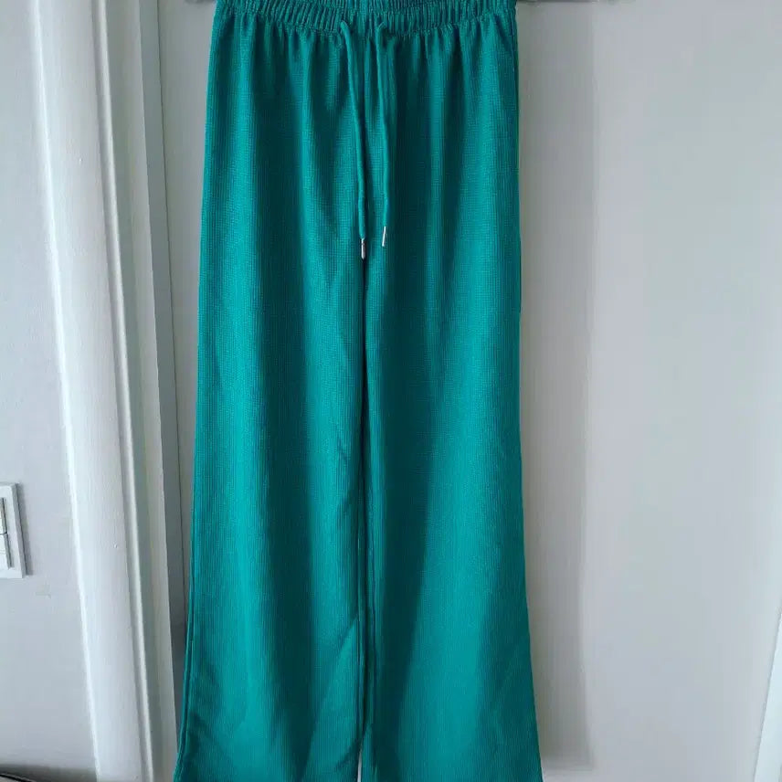 [BUNJANG] Trendy Green Wide Pants One Size / 트렌디 와이드 팬츠 그린  프리