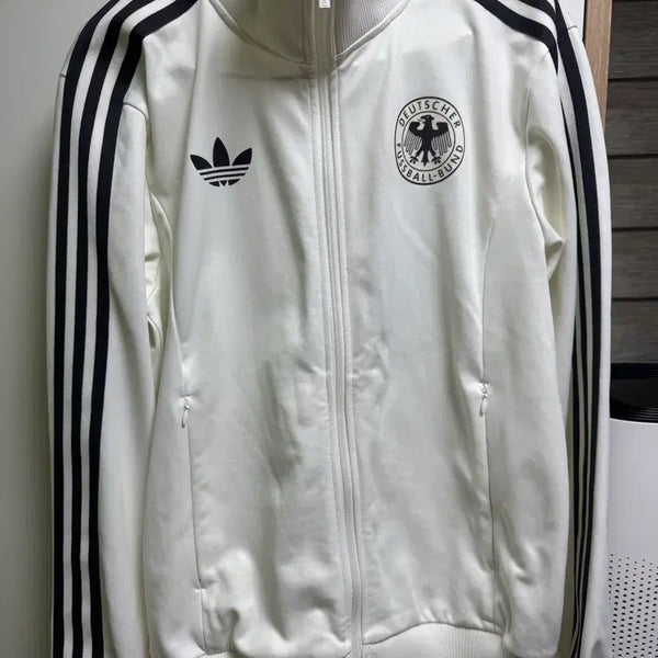 [BUNJANG] Adidas Germany Beckenbauer Track Top Off White / 아디다스 독일 베켄바우어 트랙 탑 오프 화이트