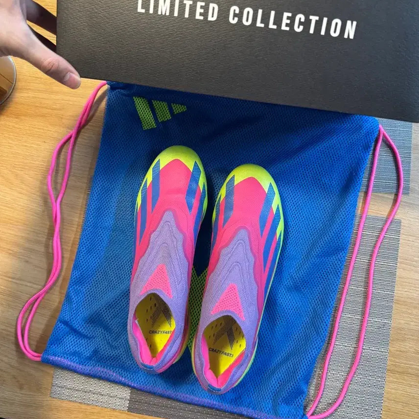 [BUNJANG] Adidas Son Heung-min Football Boots Size 265 / 아디다스 손흥민 축구화 265