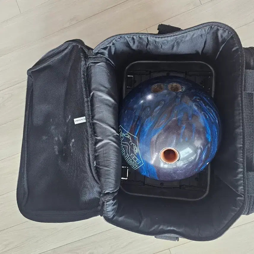 [BUNJANG] DV8 Half Moon Original 14lb Bowling Ball + Storm Bag / DV8 반달 오리지날 14파운드 + 스톰 가방