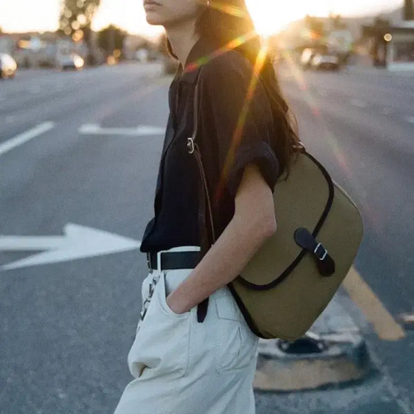 [BUNJANG] URBANIC30 Mailman Bag Khaki / 얼바닉30 mailman bag