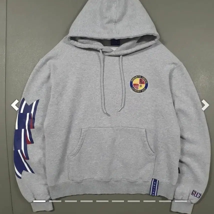 [BUNJANG] ROMANTIC CROWN Logo & Sleeve Detail Hoodie / 로맨틱 크라운 후드티 무신사. 공용 95 ~ 100 상태좋아요
