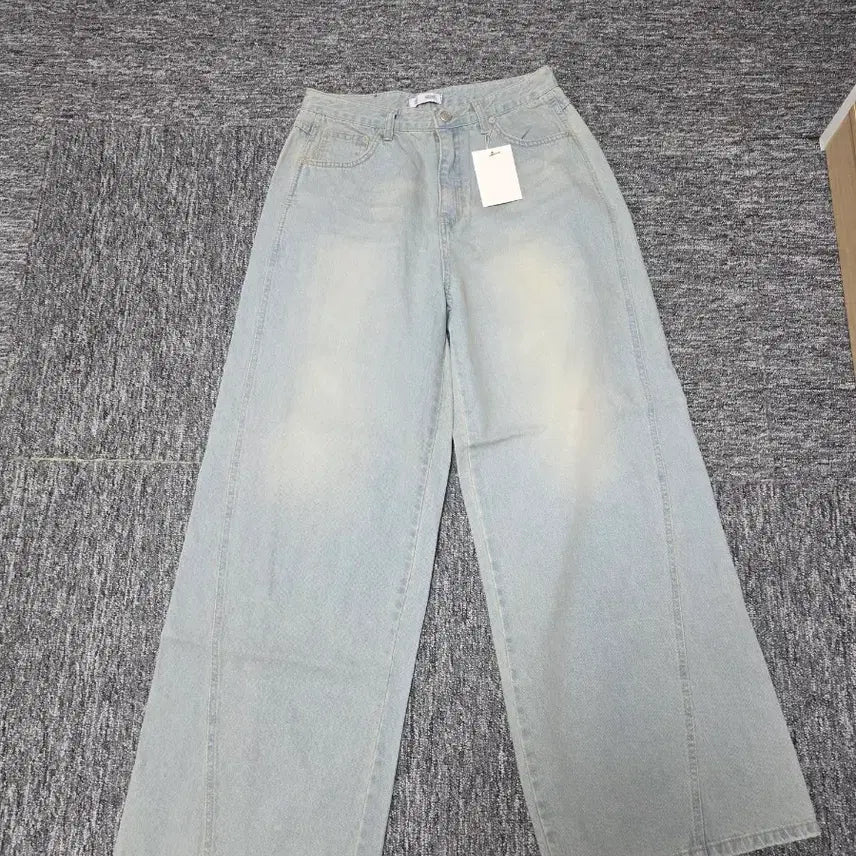 [BUNJANG] Light Wash Wide Leg Denim Pants / 연청 와이드 데님 팬츠(새상품)