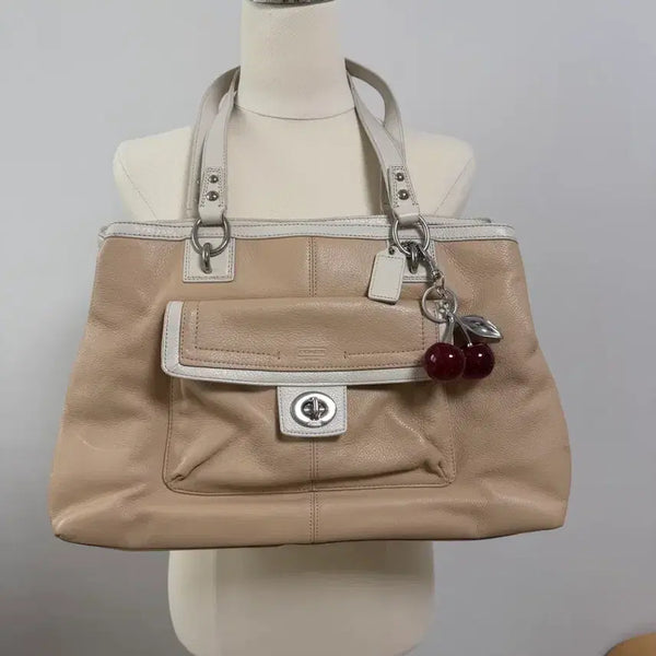 [BUNJANG] Coach Vintage Cherry Pink Beige Bag with Cherry Keychain / coach 코치 빈티지 체리 핑크 베이지 백 가방