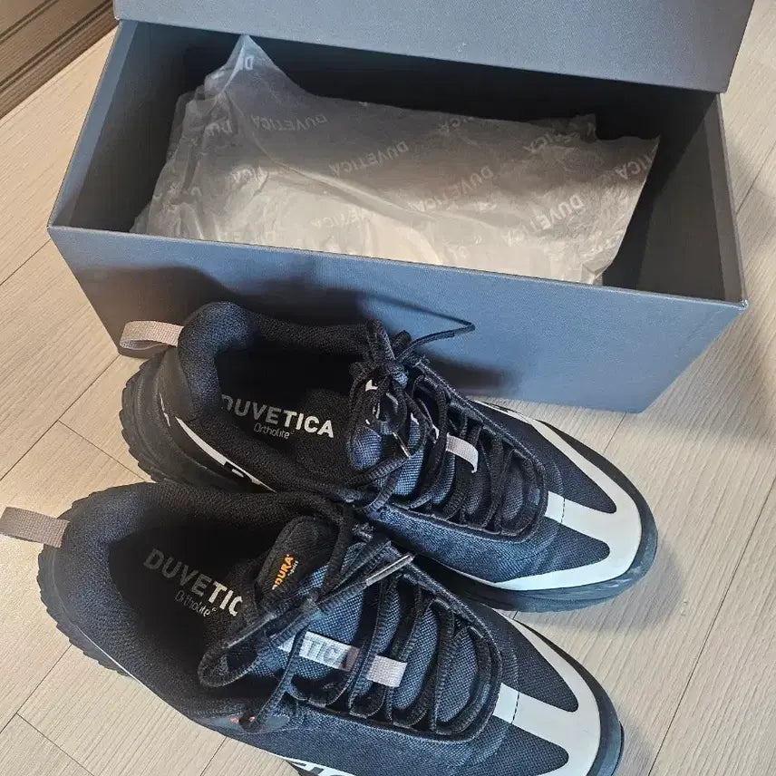 [BUNJANG] Duvetica Sneakers Black 250 / 듀베티카 운동화 블랙 250 가격인하