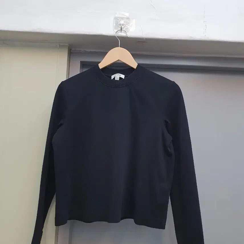[BUNJANG] COS Long Sleeve T-Shirt Black Size M / cos 코스 긴팔 티셔츠 m