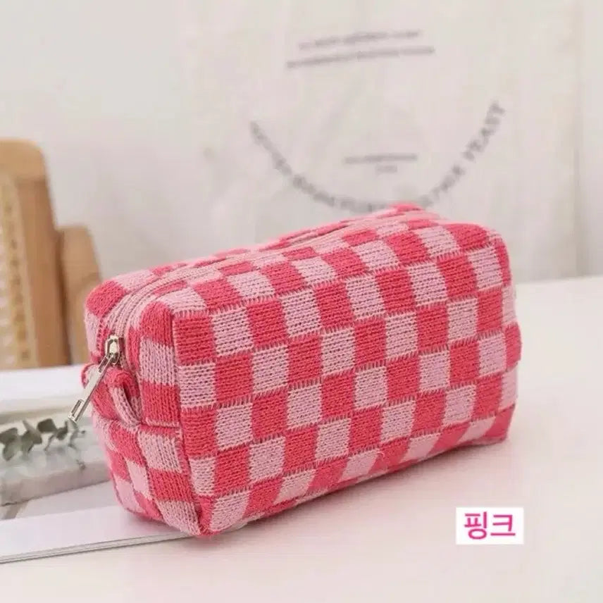 [BUNJANG] Checkered Knit Pouch - Pink / 체크 니트 파우치- 핑크