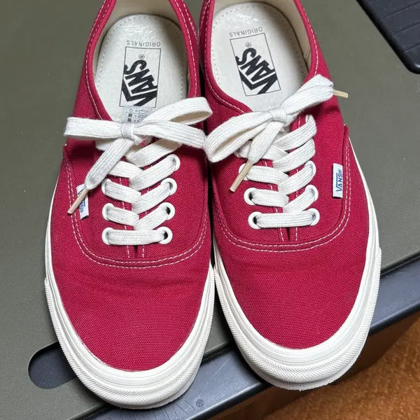 [BUNJANG] Vans Vault Authentic Chili Pepper Sneakers / 반스 볼트 어센틱 칠리페퍼 260