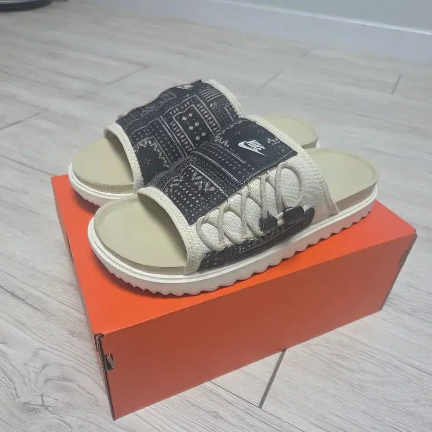 [BUNJANG] Nike Asuna Slide Pale Ivory Rattan / 나이키 아수나 슬라이드 페일 아이보리 라탄
