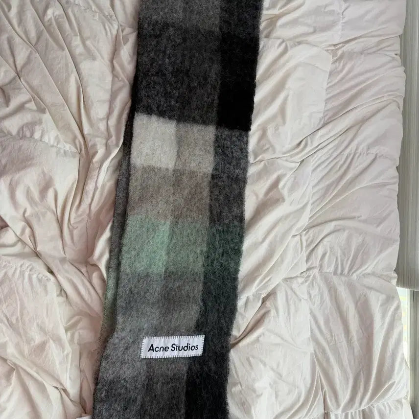 [BUNJANG] Acne Studios Check Wool Scarf / 아크네 스튜디오 체크 머플러