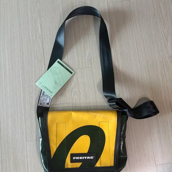 [BUNJANG] Freitag R550 Lassi Crossbody Bag / 프라이탁 라씨 판매합니다.