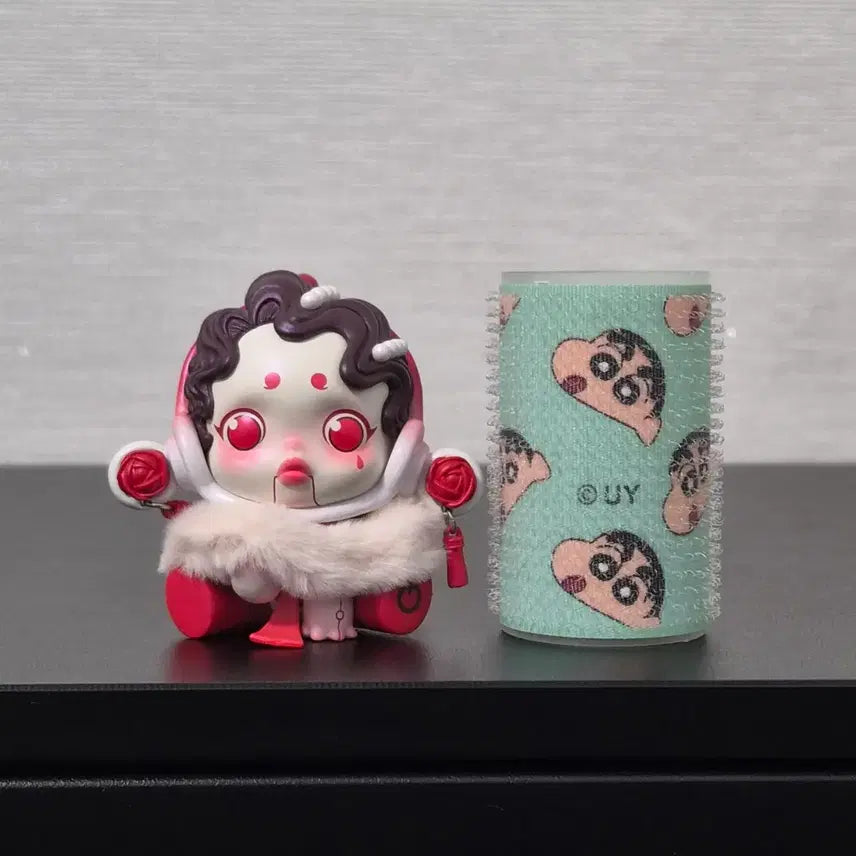 [BUNJANG] Pop Mart Skullpanda Puppet Singer Figure (City of Night Series) / [팝마트] 6.4cm 스컬판다 피규어 5탄 시티오브나이트 시리즈 가수