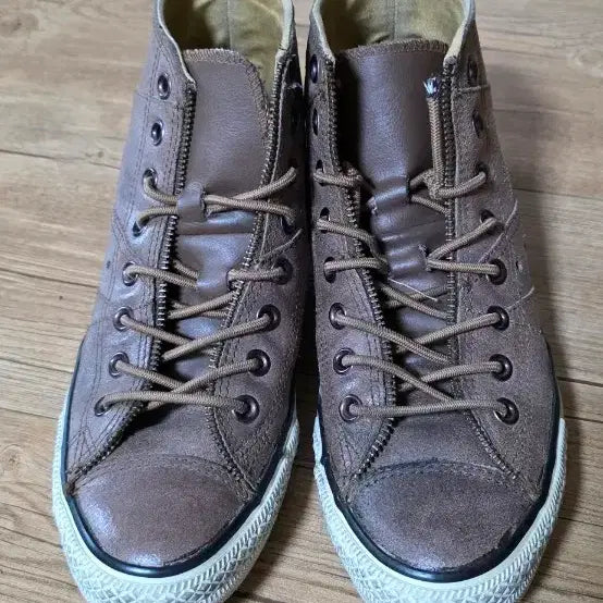 [BUNJANG] Converse Chuck Taylor Leather High-Top Sneakers (260mm) / 컨버스 척테일러 레더하이 260