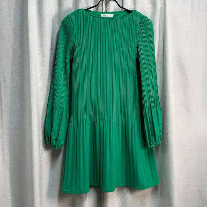 [BUNJANG] Maje Green Pleated Long Sleeve Dress Size 66 / 66 마쥬 플리츠 긴팔 원피스 그린