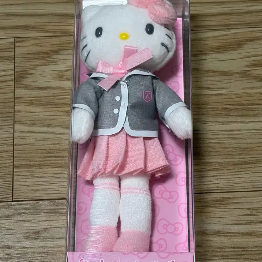 [BUNJANG] Hello Kitty Closet Mako / 헬로키티 클로젯 마코