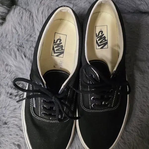 [BUNJANG] Vans Era Sneakers (Black/White) - Men's Size 280 / 280.반스 스니커즈 .공용.상태 좋아요 .실착용5회 .남자신발
