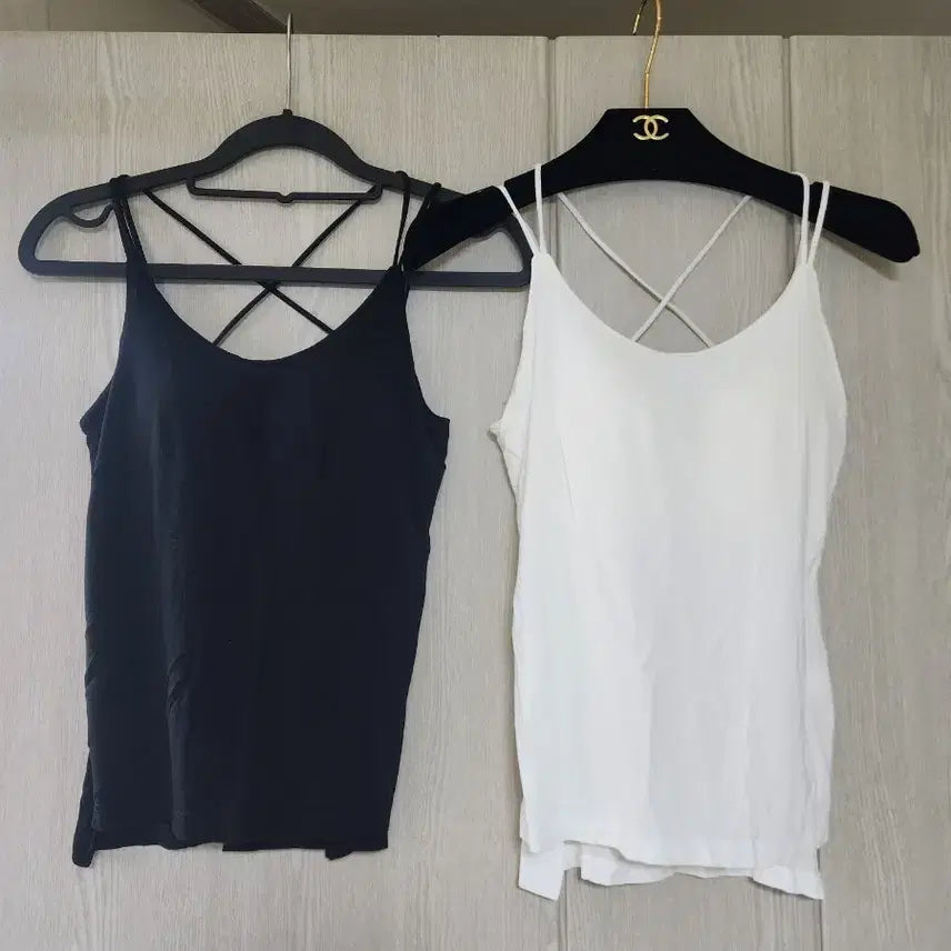 [BUNJANG] Built-in Cup Bra Camisole Set (Black/White) / 캡 내장 브라렛 나시 2종 세트 (블랙/화이트)  일괄판매