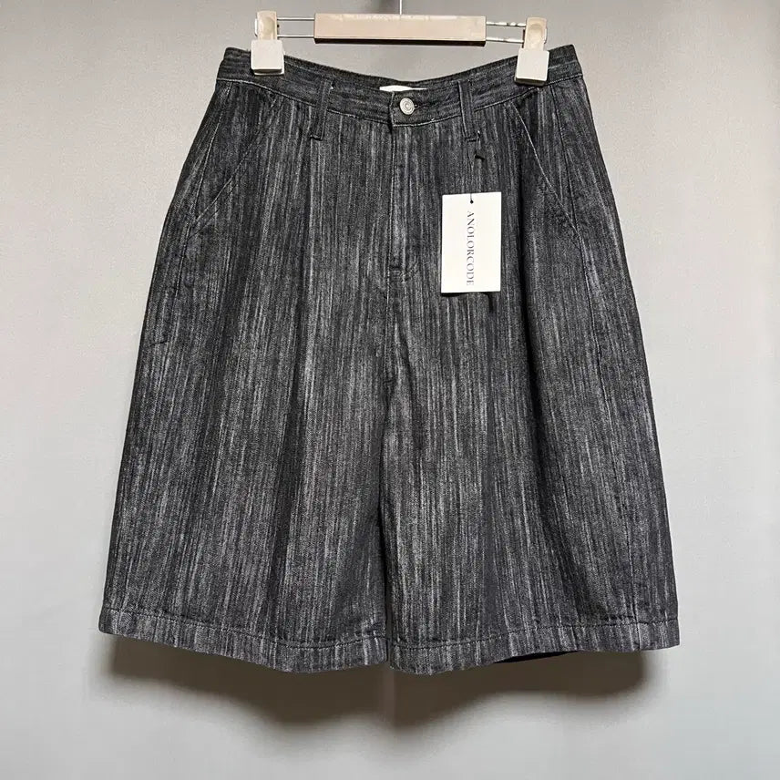 [BUNJANG] Unalloyed Code Slub Washing Denim Bermuda Pants Black / 어널러코드 슬랍 워싱 데님 버뮤다 팬츠 흑청