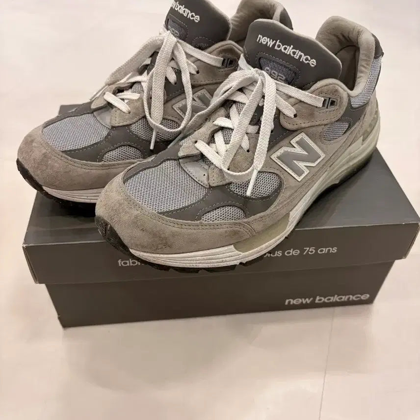 [BUNJANG] New Balance M992GR Grey (Size 270) / [270]뉴발란스 M992GR 구형 그레이