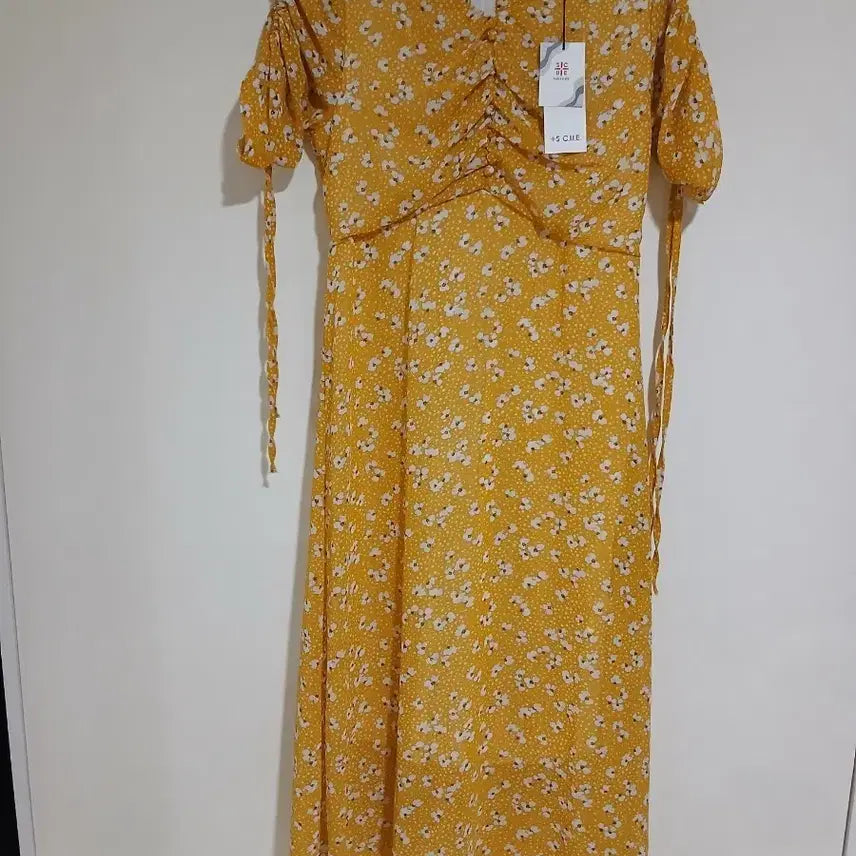 [BUNJANG] Yellow Flower Shirring Long Dress - Size 55 (New) / 옐로우 플라워 셔링 원피스 55(새제품)