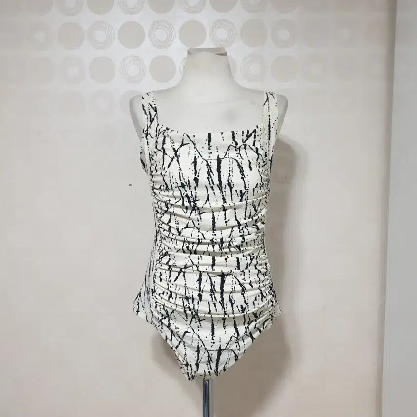 [BUNJANG] Arena Women's Swimsuit Size 105 / 아레나105 아레나수영복105 수영복88