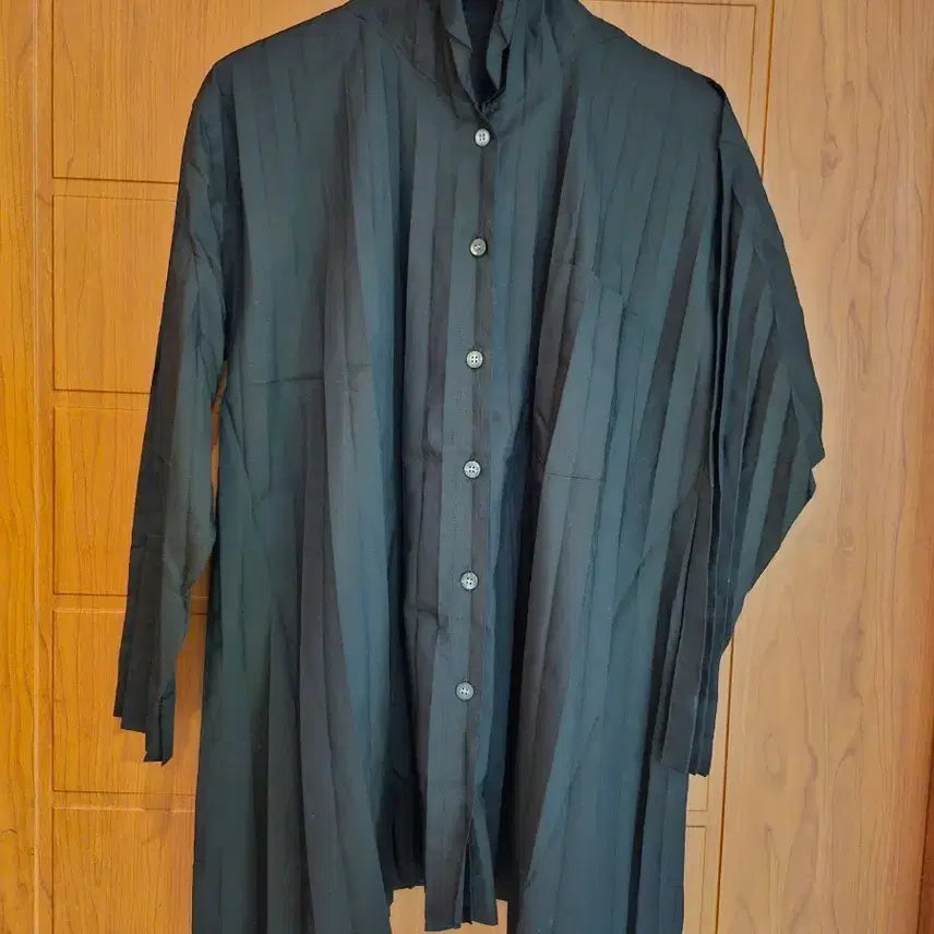 [BUNJANG] Issey Miyake ME Pleats Shirt Black / 이세이미야케미, 플리츠셔츠 블랙