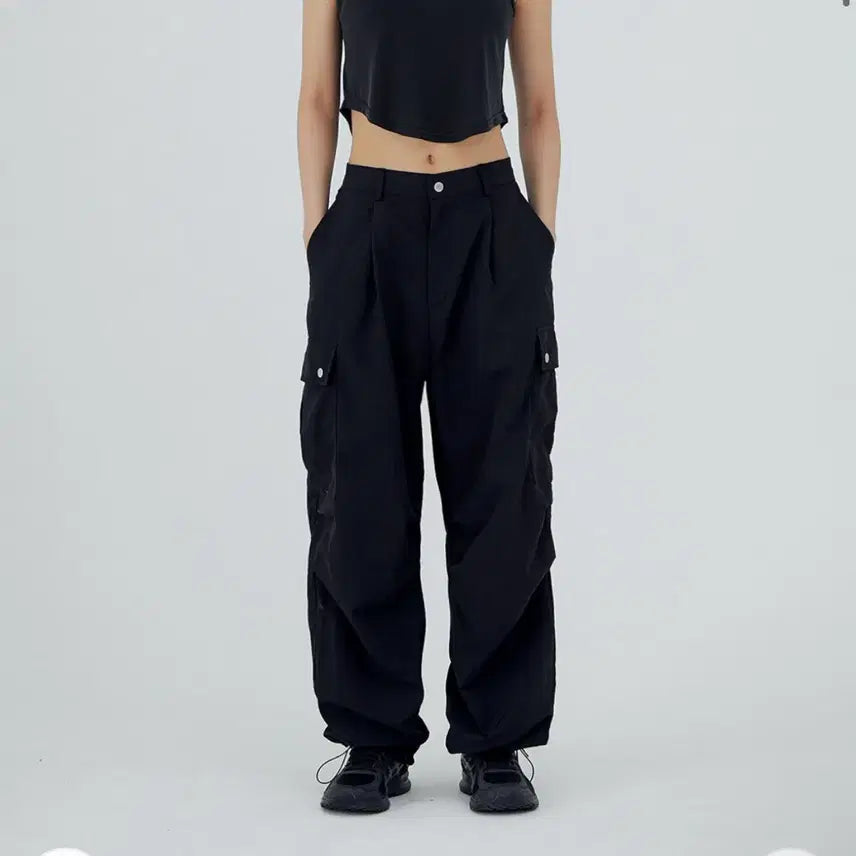 [BUNJANG] Accover Nylon Cargo Wide Hidden Banding Pants Black / 어커버 나일론 카고 와이드 히든 밴딩팬츠 블랙