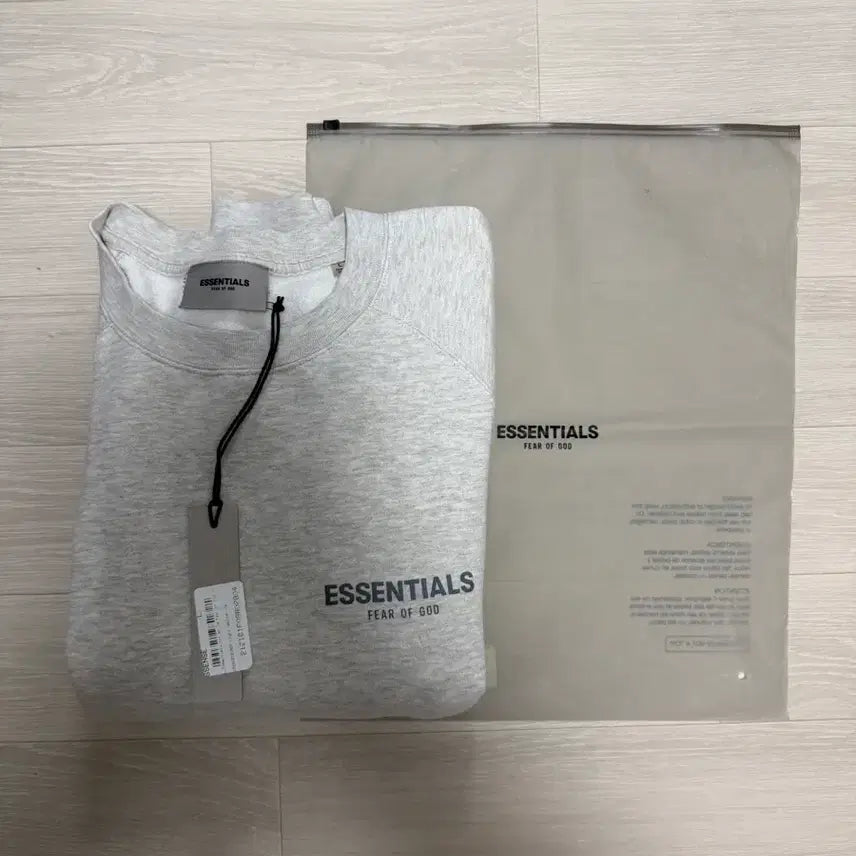 [BUNJANG] Fear of God Essentials Pullover Crewneck Oatmeal - Size L / [L] 에센셜 코어 컬렉션 풀오버 크루넥 오트밀