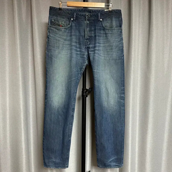 [BUNJANG] Diesel Buster Regular Slim Tapered Fit Washed Denim Jeans (Size 34) / 디젤 중청 워싱 데님 34