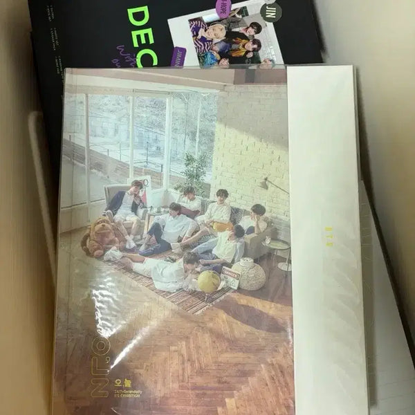 [BUNJANG] BTS 'Today' Exhibition Photobook / bts 오늘 사진첩 방탄 전시회