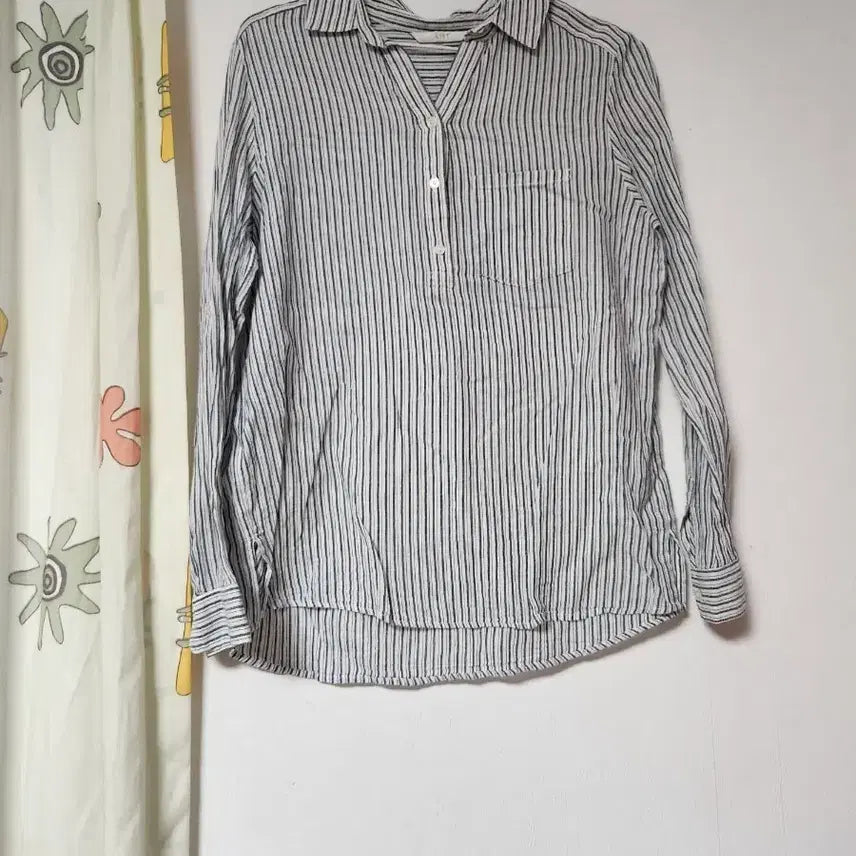 [BUNJANG] LIST Women's Thin Striped Shirt Size 55 / LIST 여성 얇은 스트라이프 셔츠 55