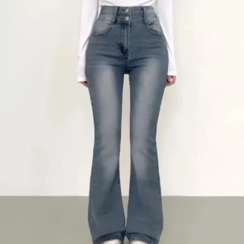 [BUNJANG] High-Waisted Bootcut Jeans / 하이웨스트 부츠컷 청바지