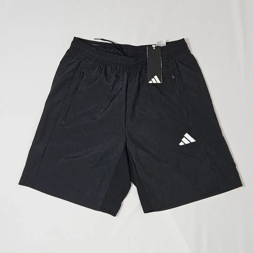 [BUNJANG] Adidas Essential Shorts Woven Shorts (Size M) / 아디다스 에센셜 숏팬츠 반바지 우븐쇼츠 기능성 M (새상품)