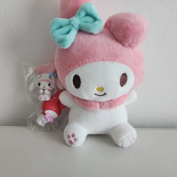 [BUNJANG] My Melody Figure & Plush Keychain Bundle / 마이멜로디 피규어, 인형키링 일괄판매