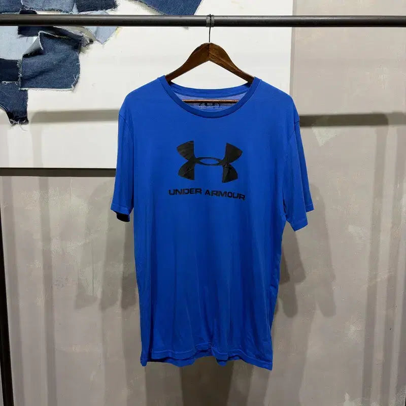 [BUNJANG] Under Armour Round Big Logo Printing Short Sleeve T-Shirt / (110) 언더아머 운동 헬스 라운드 빅로고 프린팅 반팔 티