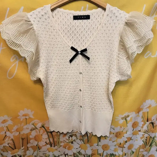 [BUNJANG] J&I Tina 2024 Lace Puff Short Sleeve Knit Ivory / FF]      J&I  티나 2024 레이스 퍼프 반팔 니트 아이보리