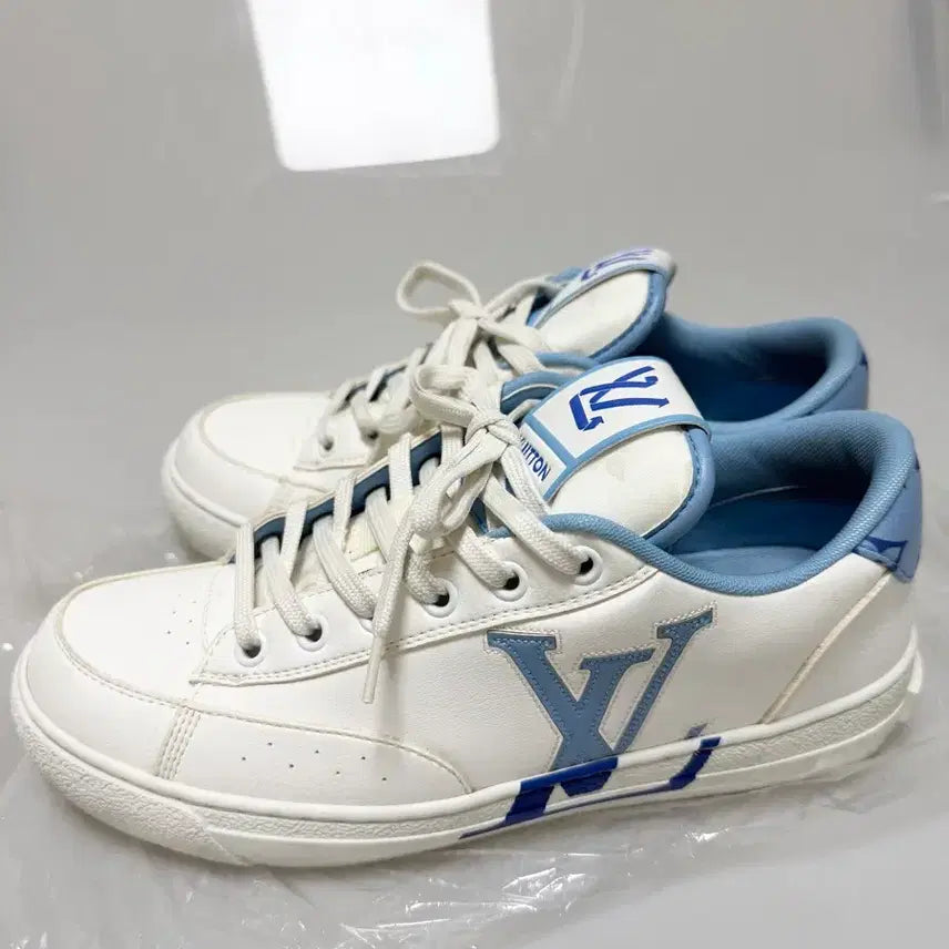 [BUNJANG] Louis Vuitton Charlie Sneakers White Blue / (정품)루이비통 찰리 스니커즈 38 (240 정도)