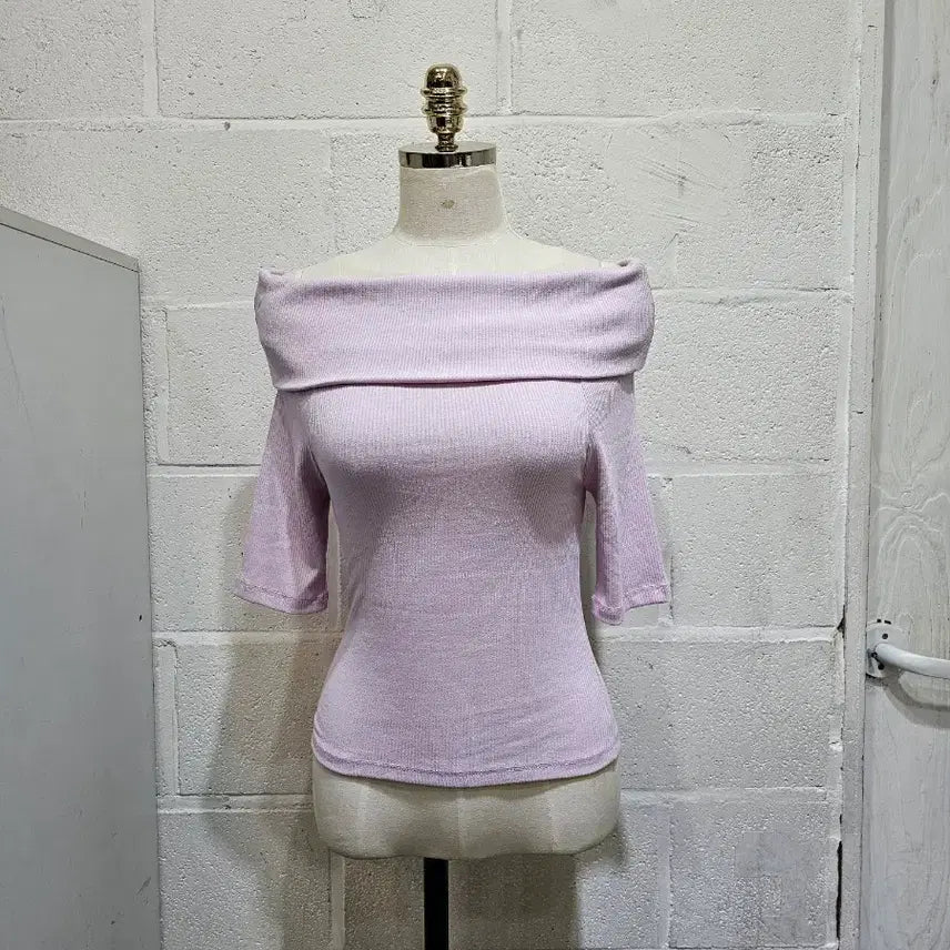[BUNJANG] Off-Shoulder Ribbed Short Sleeve T-Shirt - Light Purple / 오프숄더 골지 반팔- 연보라