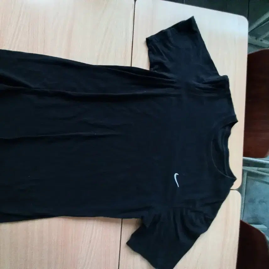 [BUNJANG] Nike Basic Short Sleeve T-Shirt (Size 95) / 나이키 기본 반팔티 (사이즈 95)