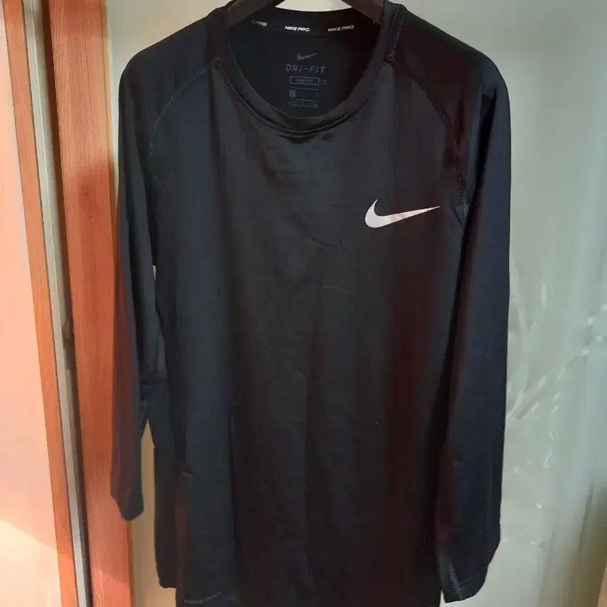 [BUNJANG] Nike Pro Dri-FIT Long Sleeve T-Shirt Black / 나이키 프로 드라이핏 긴팔 티셔츠 블랙