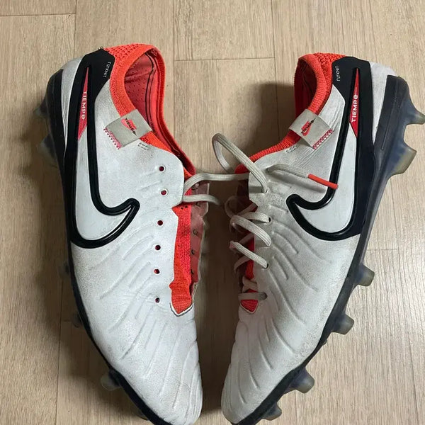 [BUNJANG] Nike Tiempo Soccer Cleats Size 275 / 급처) 나이키 티엠포 275 축구화