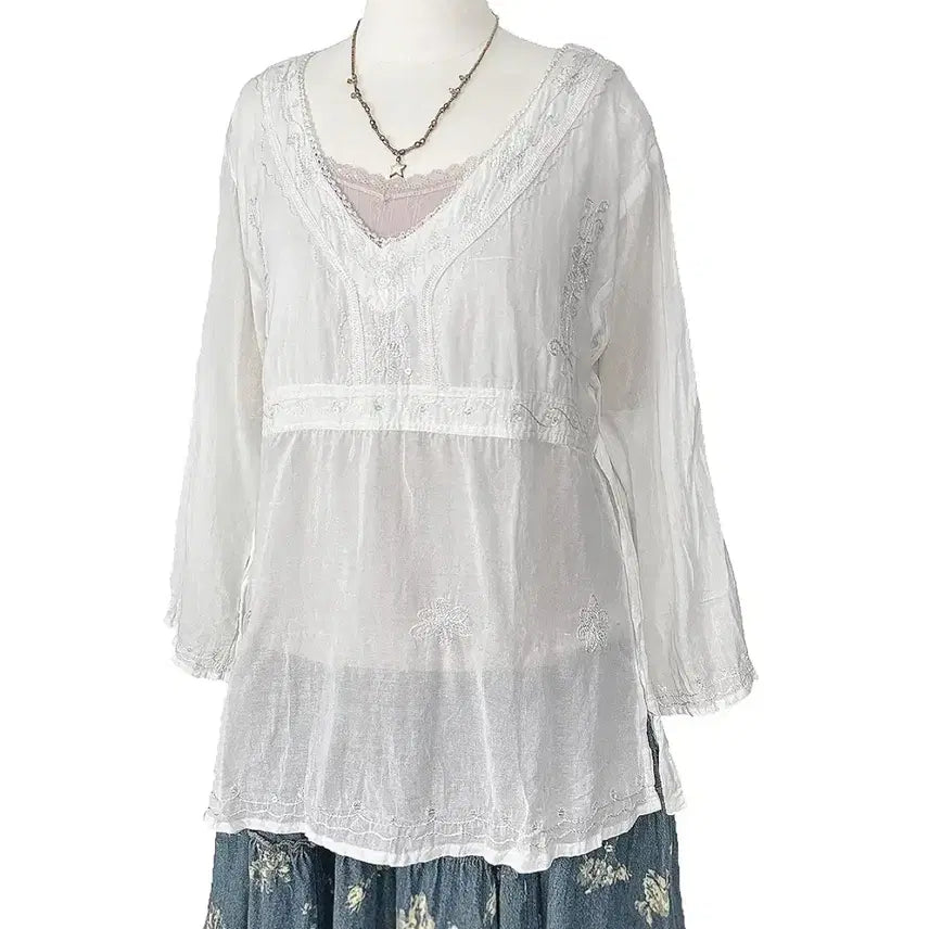 [BUNJANG] Vintage Sequin Embroidered Sheer Cotton Blouse Shirt - Mori Girl, Gyaru, Y2K, Hippie, Ethnic Style / 일본빈티지 스팽글자수 얇은아사면 블라우스셔츠티 모리걸갸루y2k히피에스닉