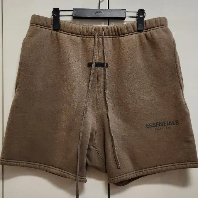 [BUNJANG] Fear of God Essentials Shorts L / 에센셜 반바지 L